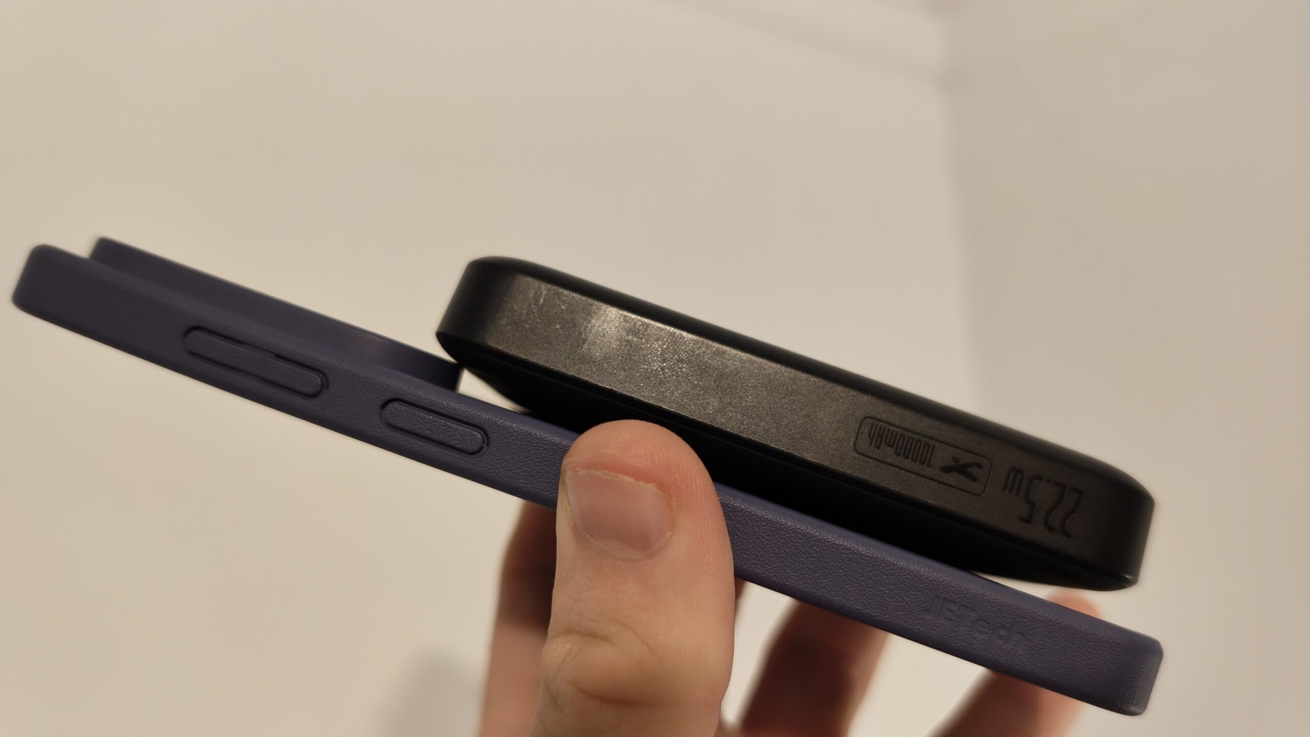 S26 Ultra qi2 camera bump