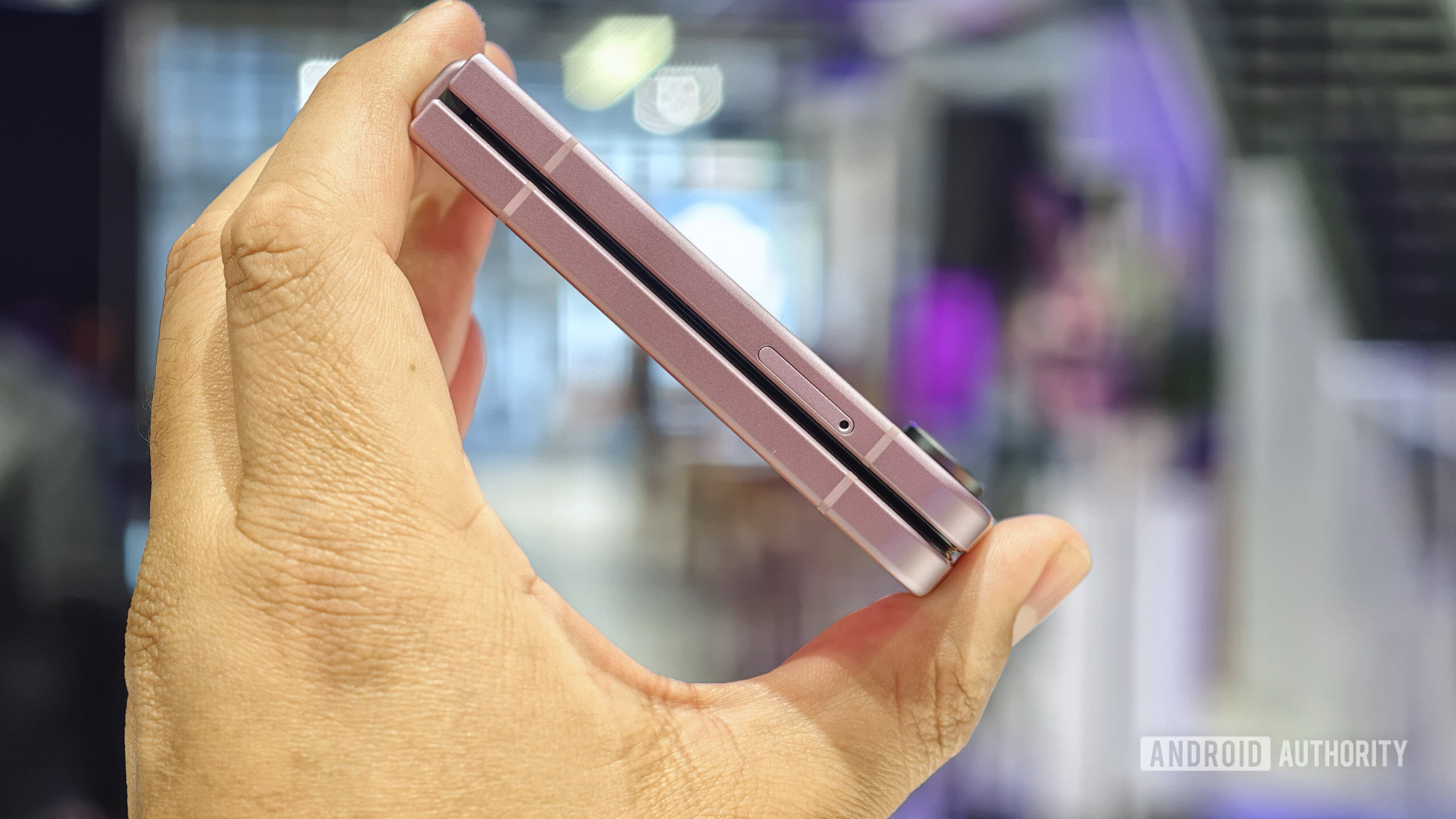 Samsung Galaxy Z Flip 8 showing side profile thickness Samsung Galaxy Z Flip 8 showing side profile thickness