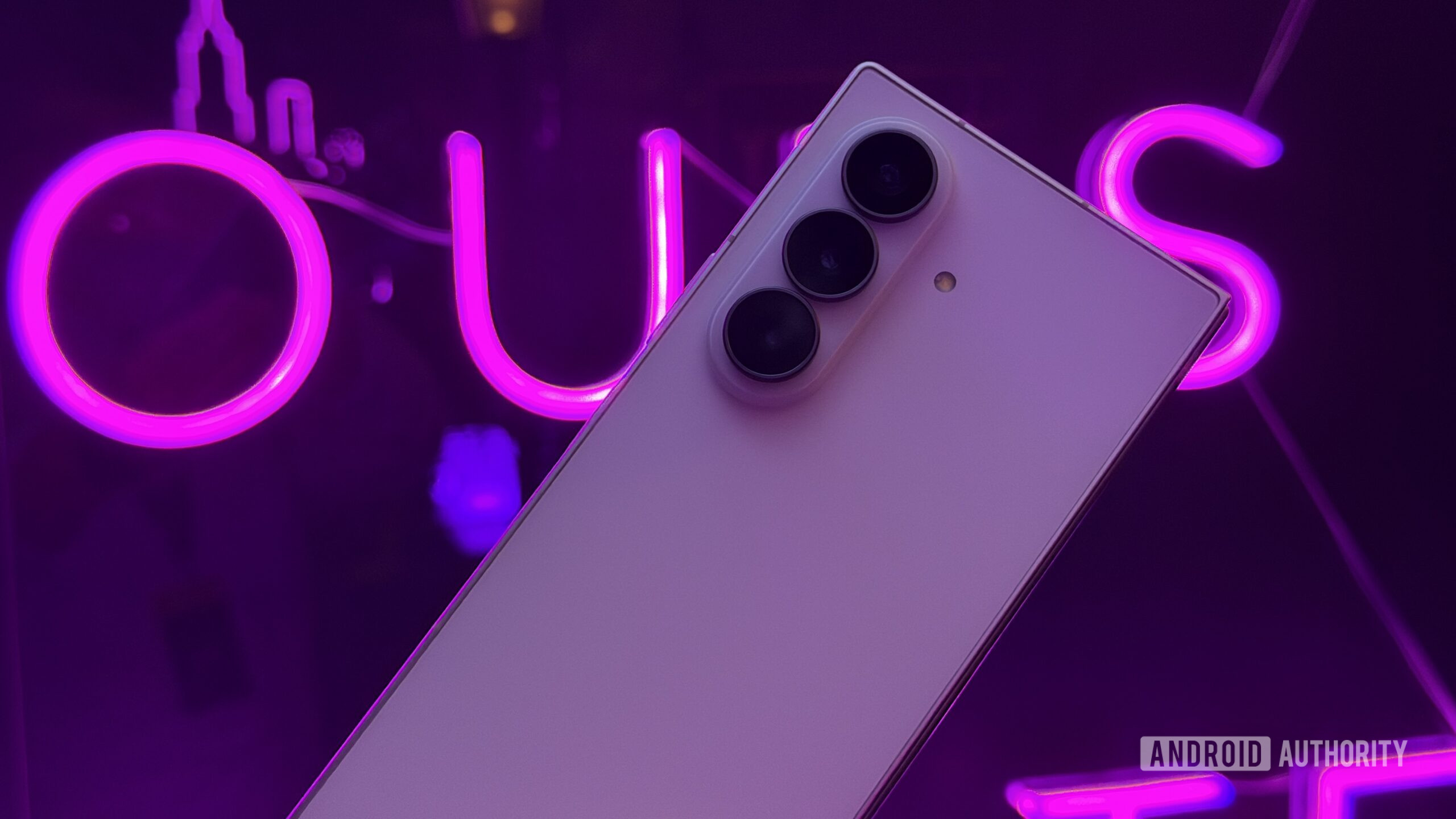 Samsung Galaxy Z Fold 8 Ultra purple neon lights Samsung Galaxy Z Fold 8 Ultra purple neon lights