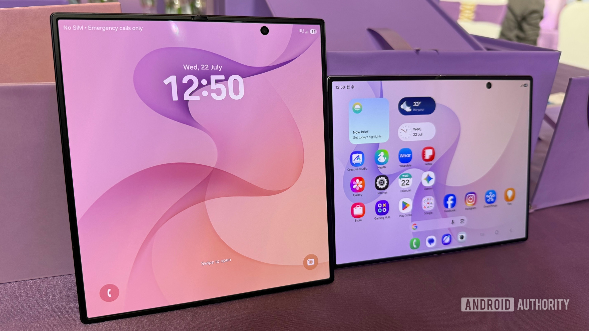 Samsung Galaxy Z Fold 8 Ultra vs Z Fold 8 side by side