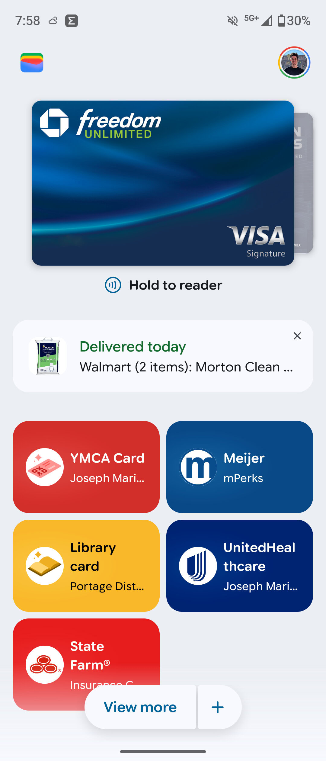Screenshot of online order tracking in the Google Wallet app.