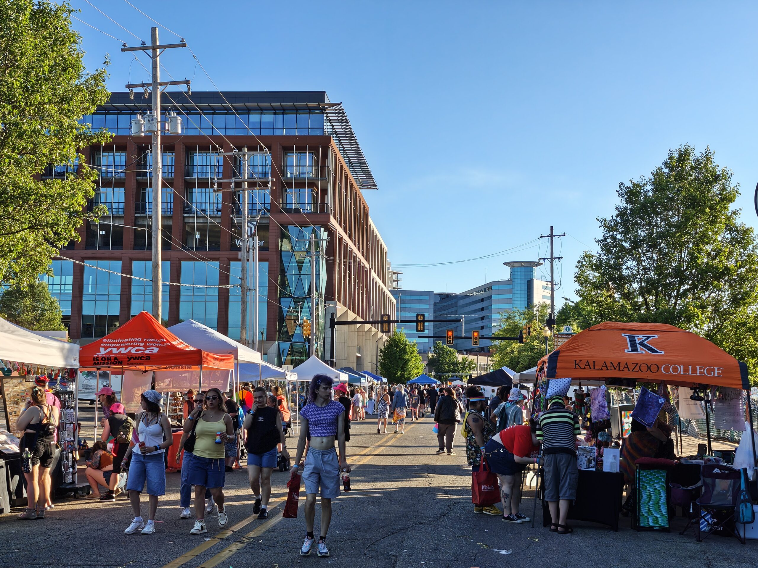 A photo of downtown Kalamazoo, taken with the Motorola Razr Fold.