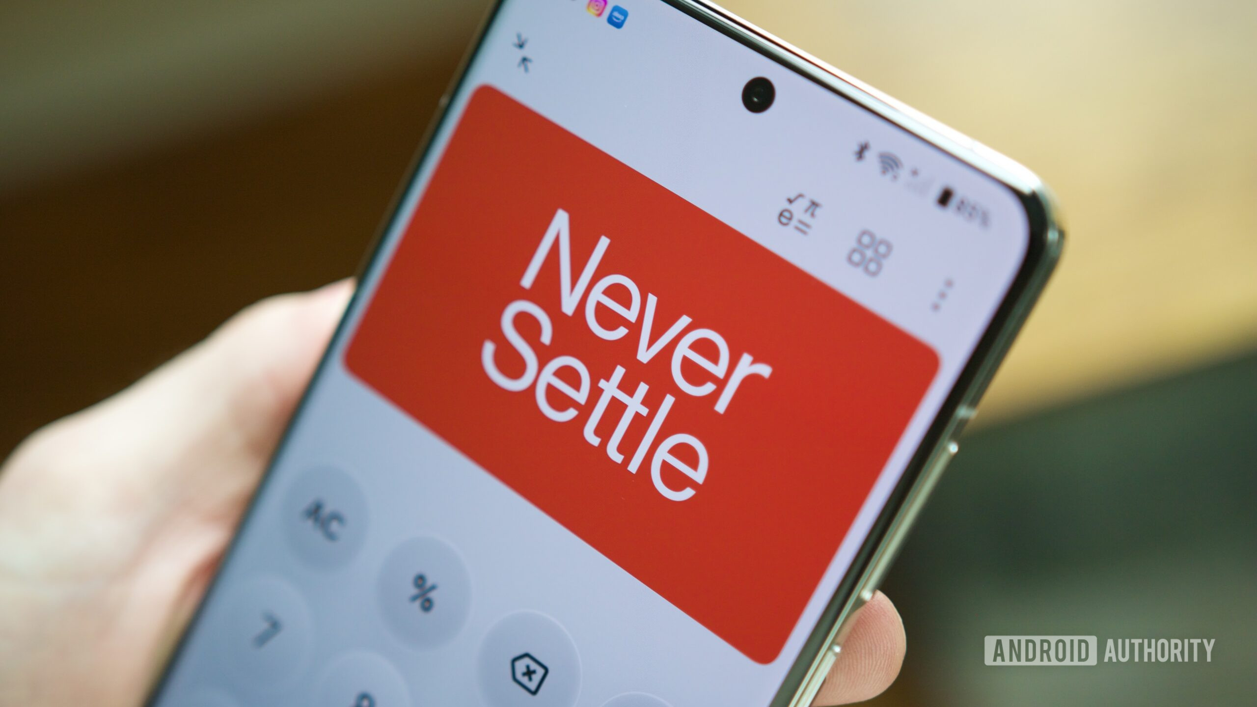 oneplus 13 never settle calculator 2026 Never Settle calculator Easter egg on a OnePlus 13.