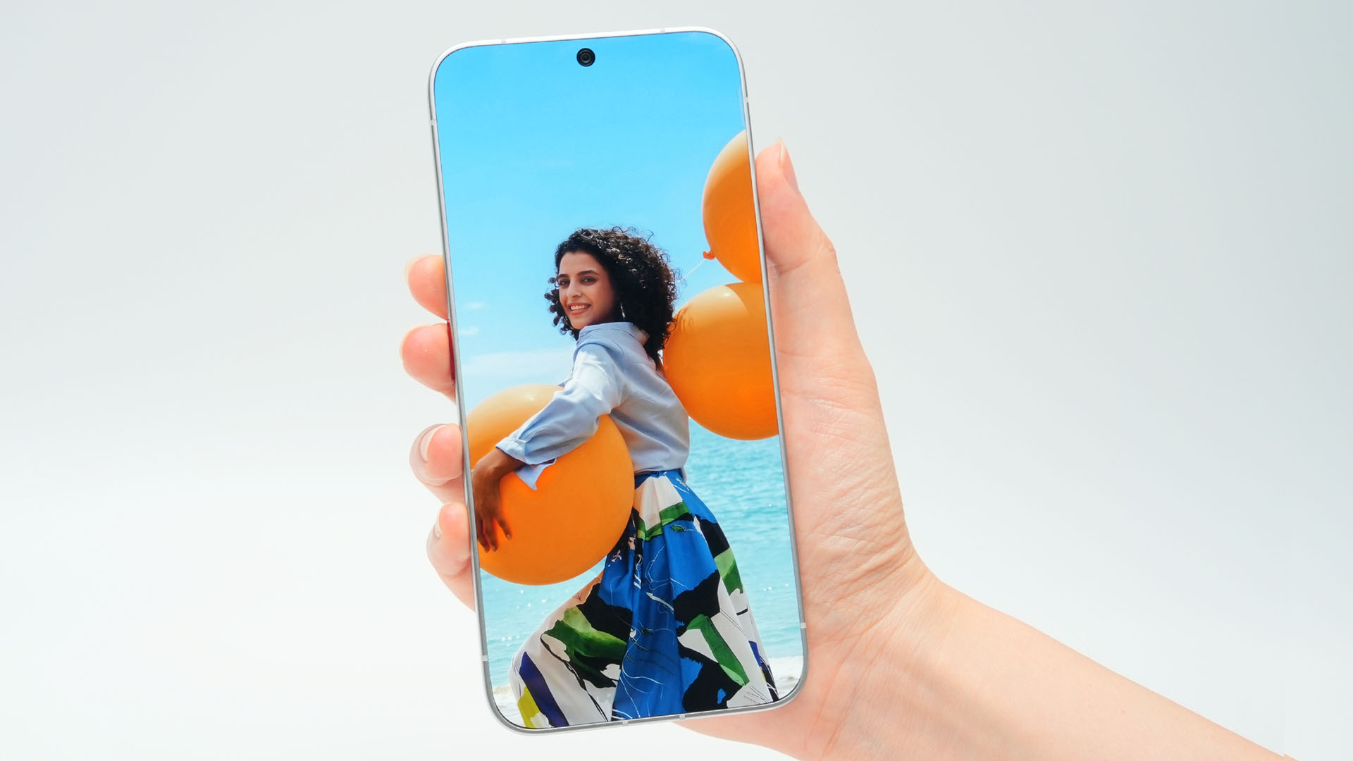 tecno concept phone no bezels image 4