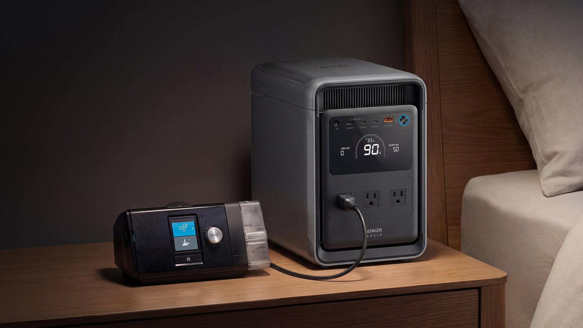 Anker SOLIX S2000 bedside (1) Anker SOLIX S2000 bedside (1)