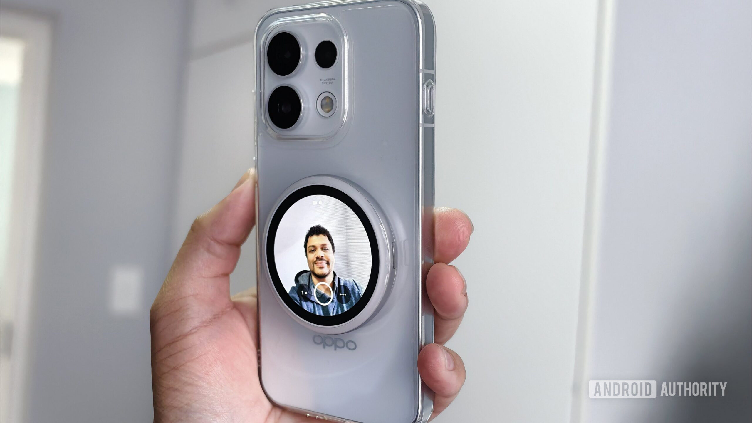OPPO Bubble on back of Reno 16 Pro