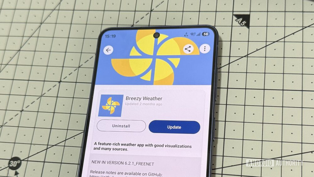 Survey shows Android users don't change their default weather app