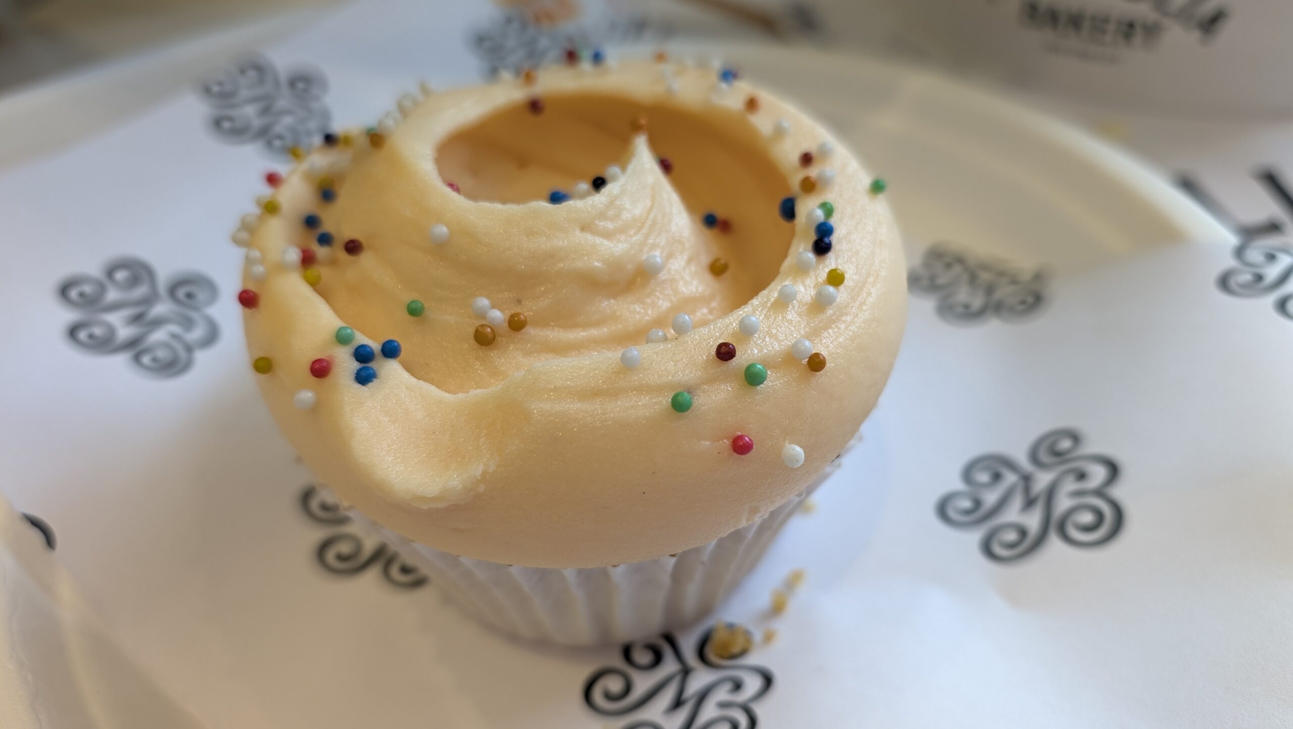Pixel 11 Macro focus cupcake 1
