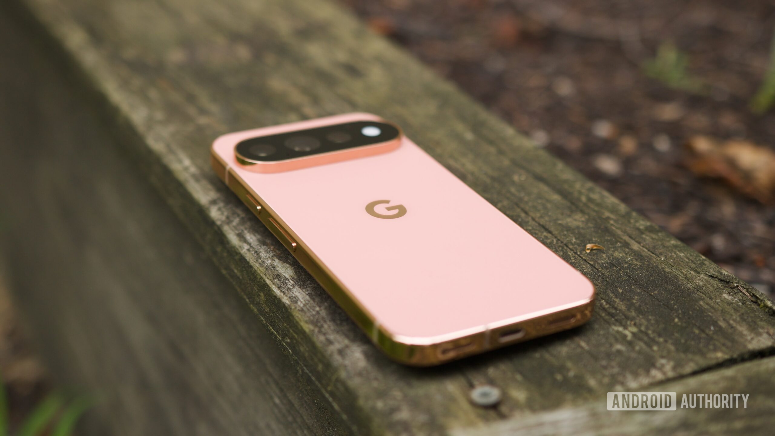 The back of the Canyon Pixel 11 Pro.