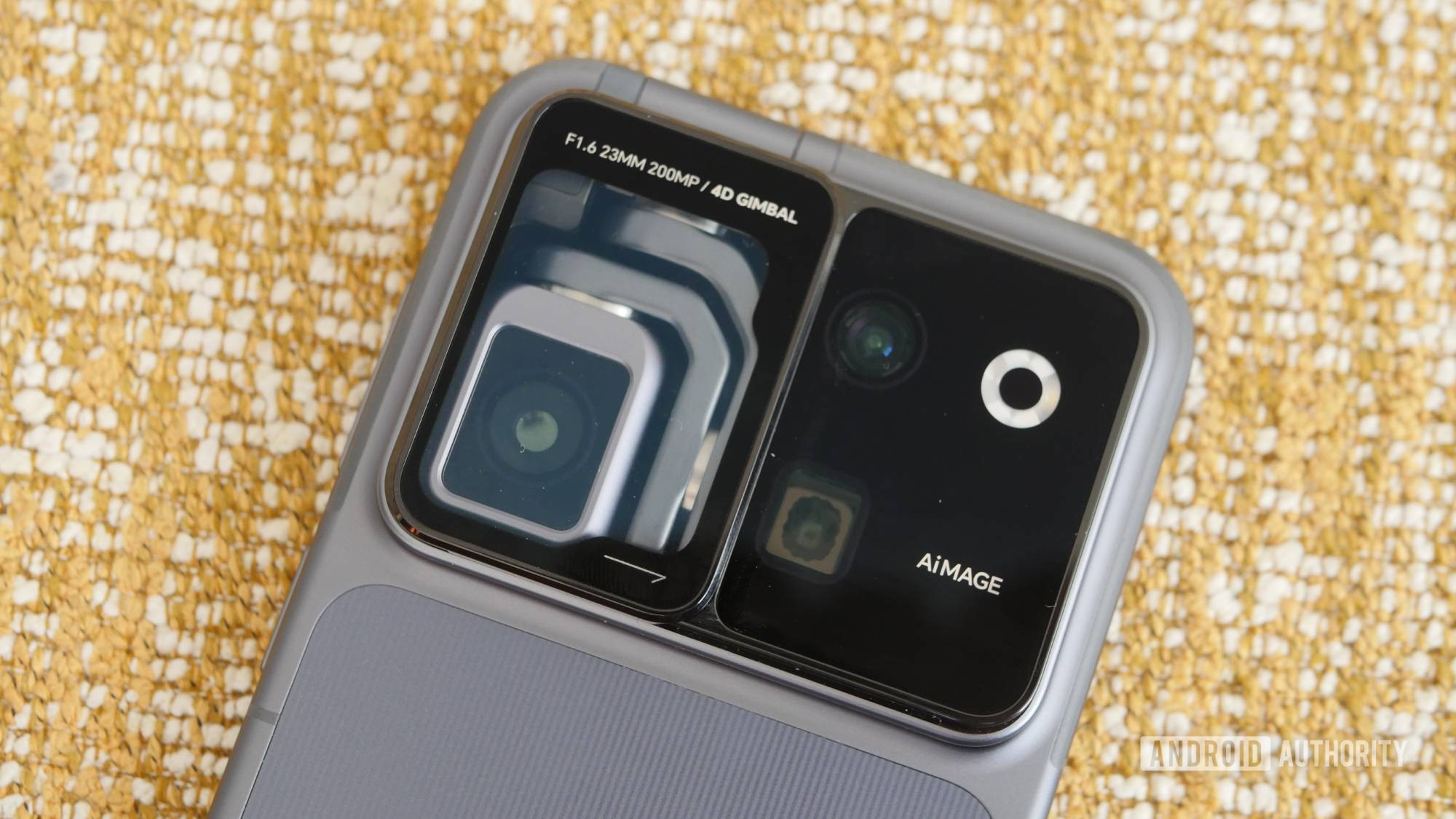 honor robot phone hands on 3