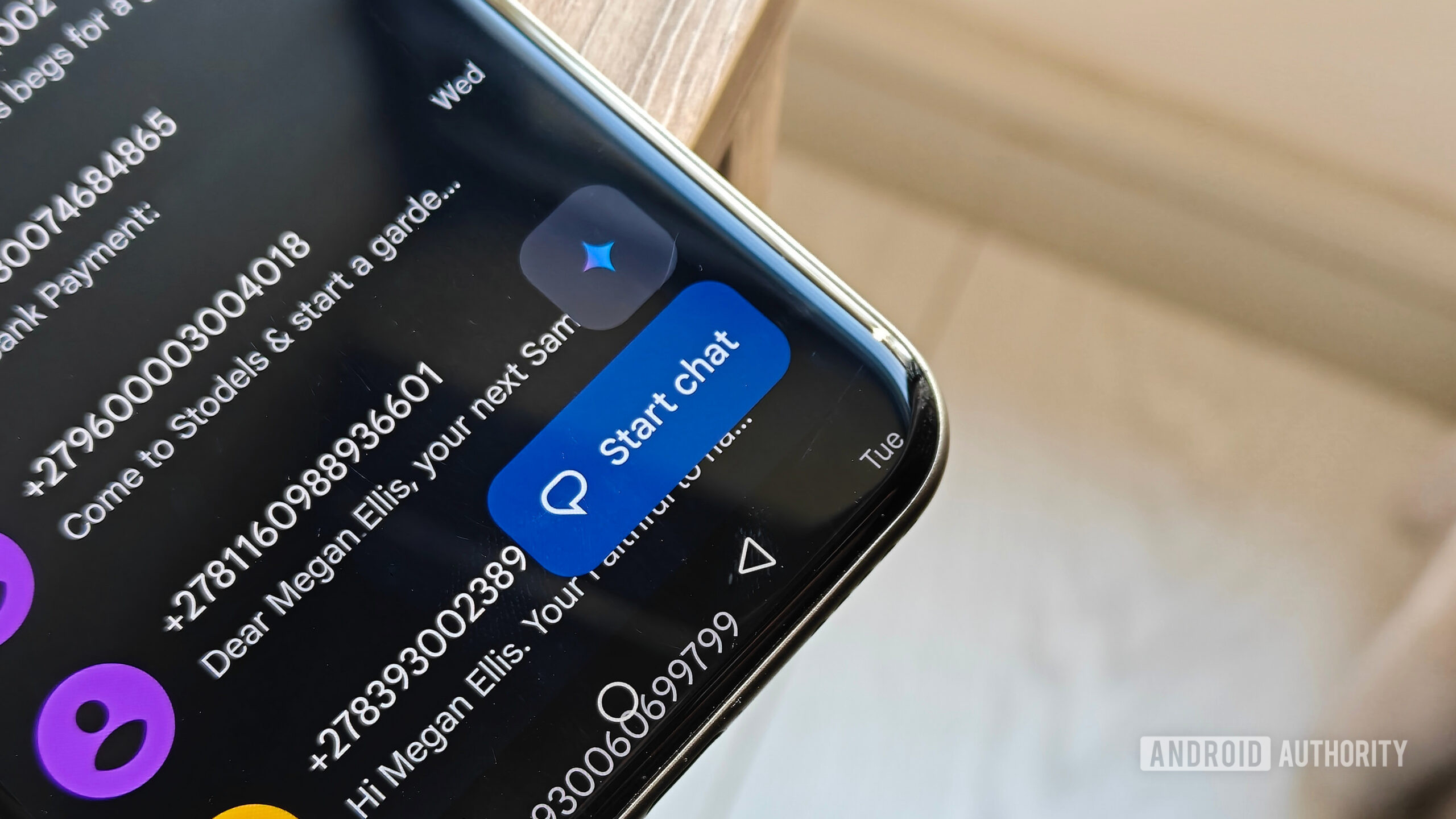 the gemini button in the google messages app the gemini button in the google messages app
