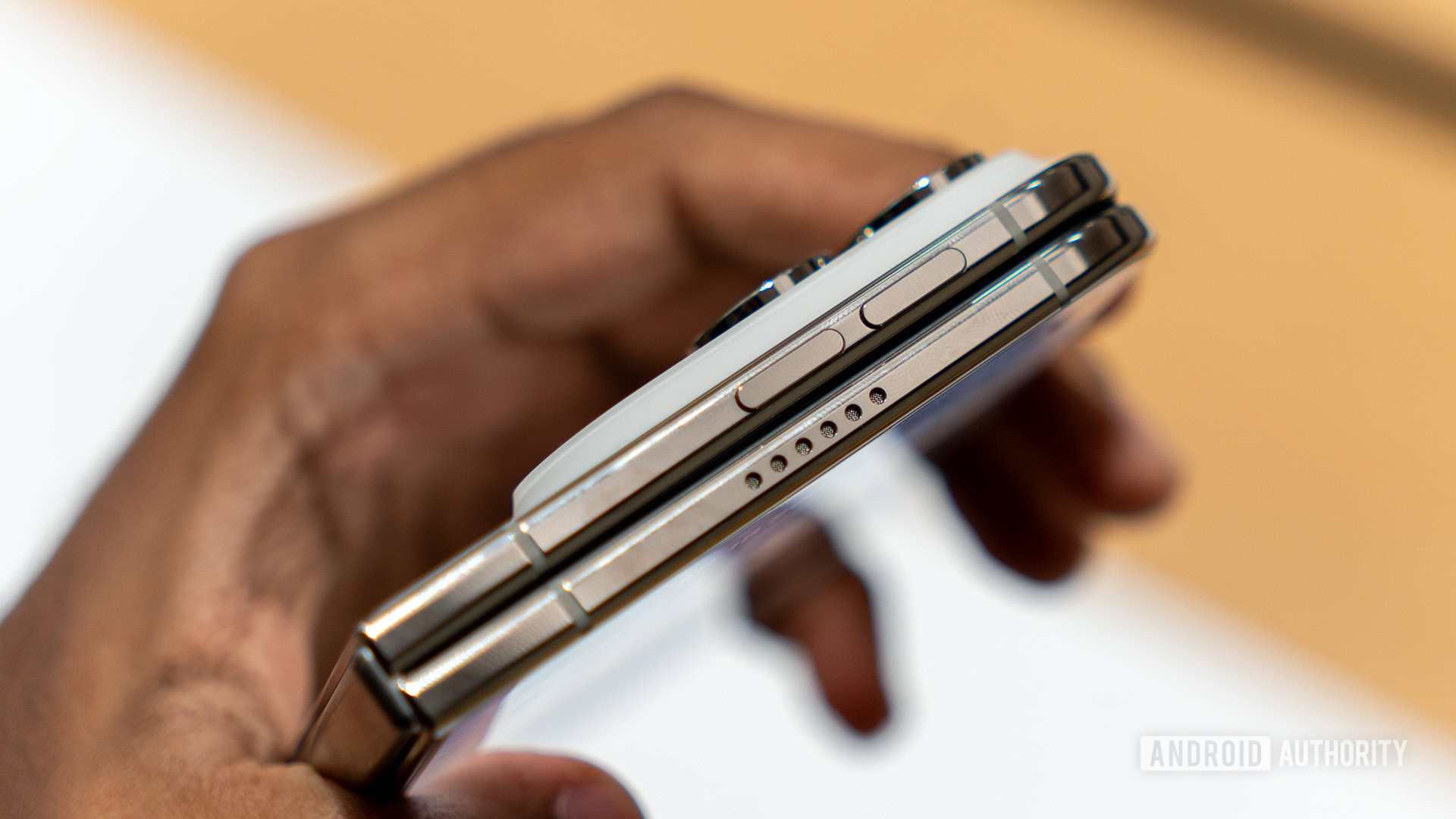 Apple iPhone Duo Hands On Volume buttons and top speaker Apple iPhone Duo Hands On Volume buttons and top speaker