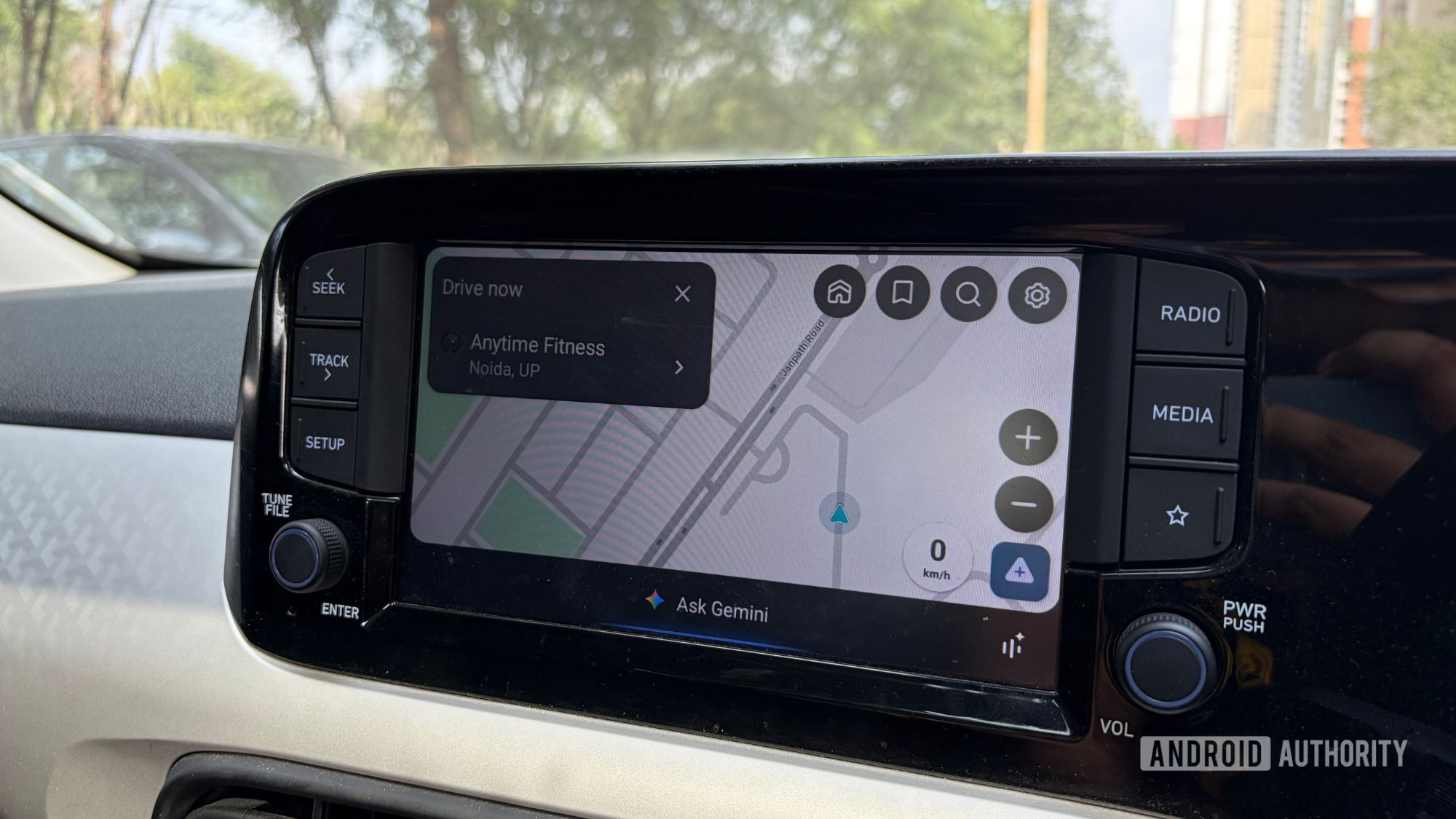 Android Auto just got a much brighter future in GM vehicles Android Auto just got a much brighter future in GM vehicles
