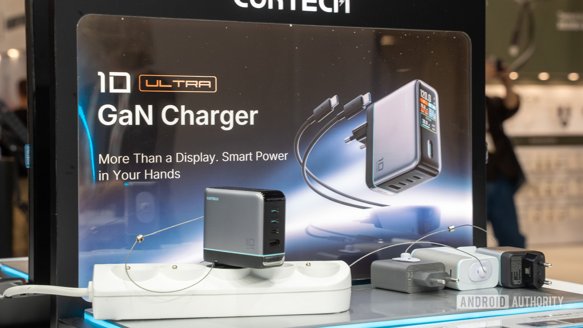 CUKTECH Gan 10 ultra charger CUKTECH Gan 10 ultra charger
