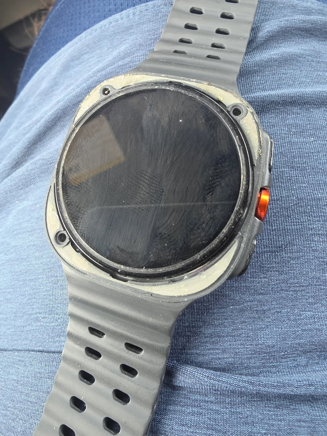 Galaxy watch ultra bezels falling off