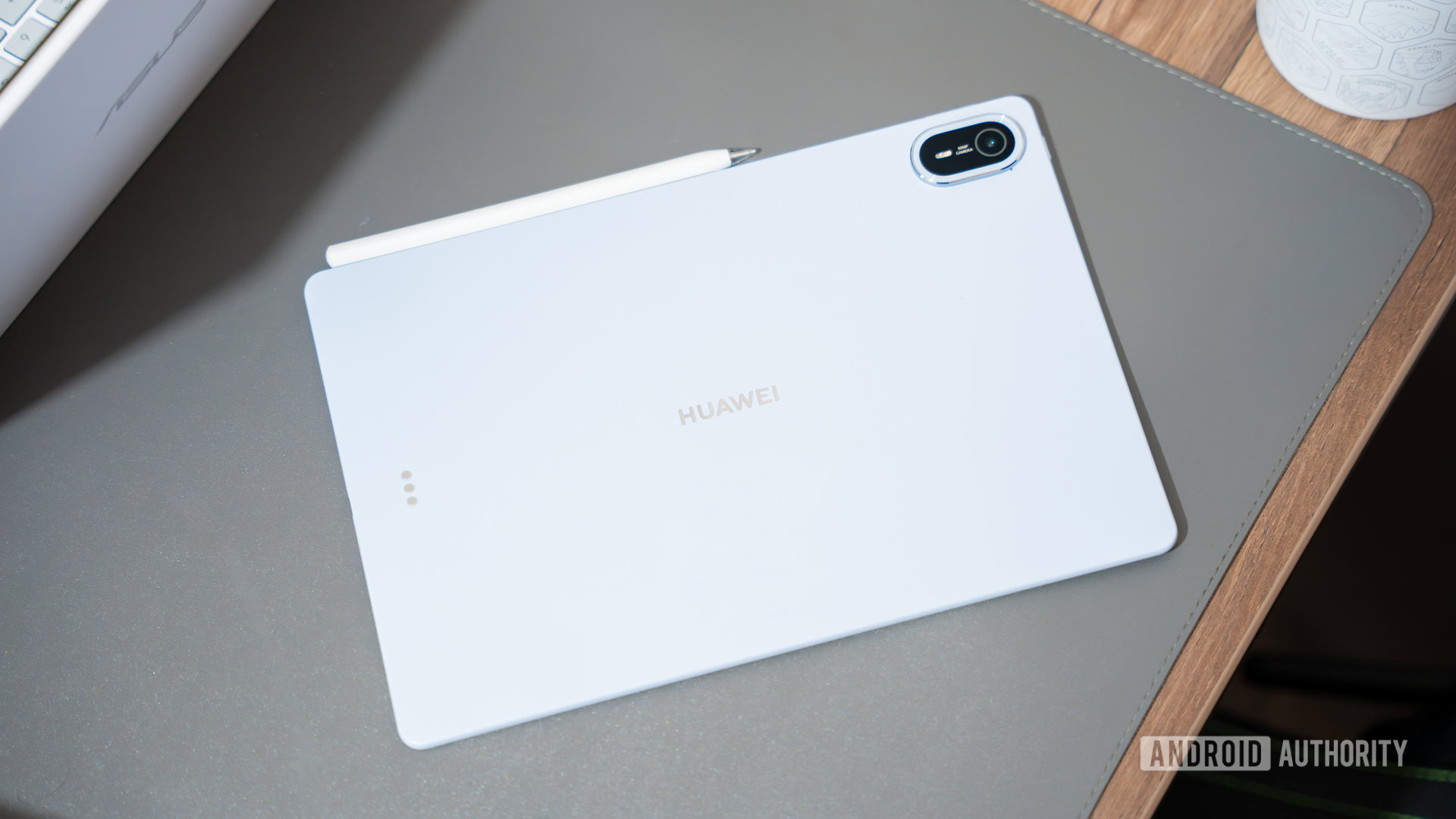 HUAWEI MatePad Air back 1 HUAWEI MatePad Air back 1