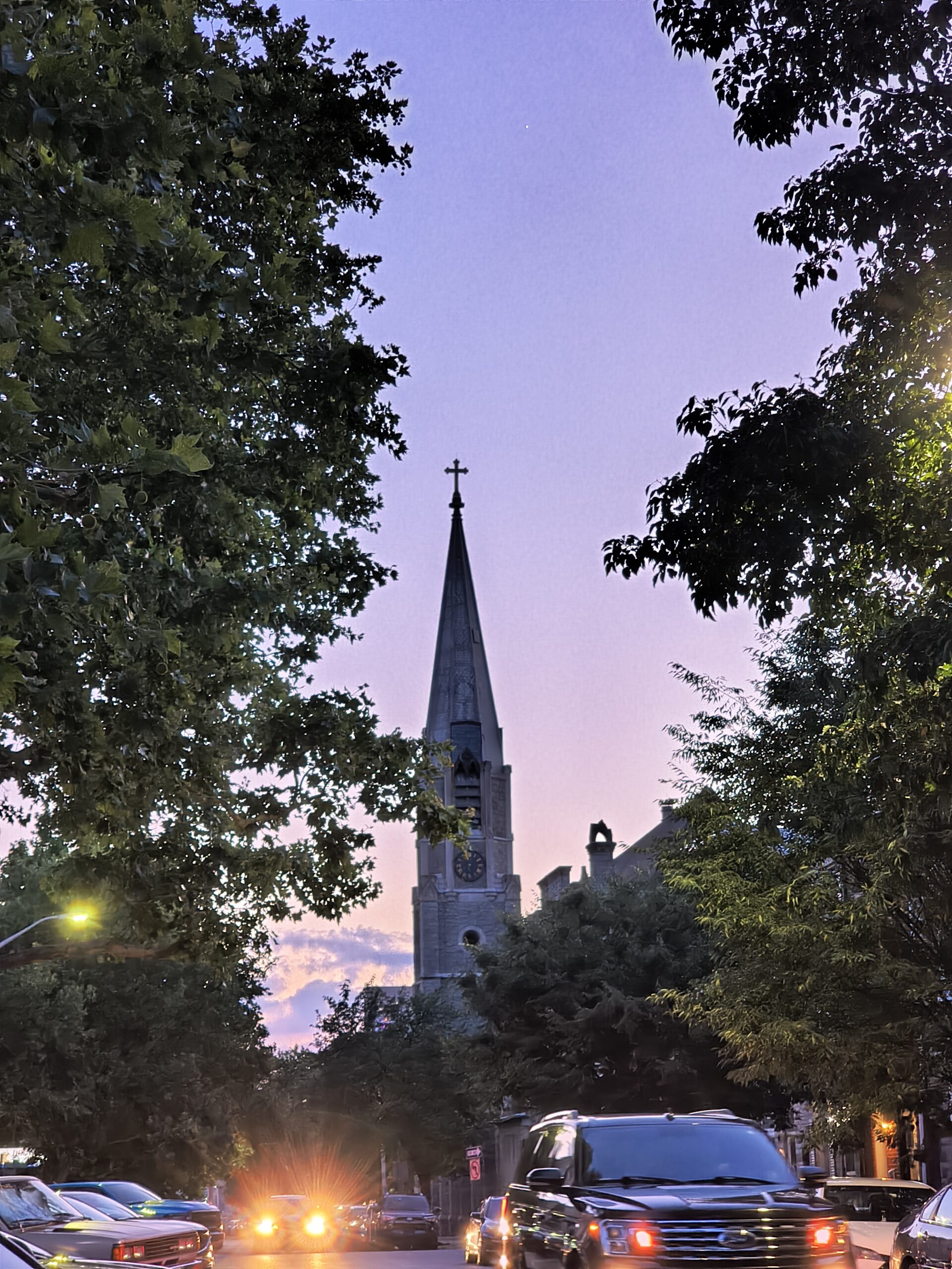 Motorola Edge 2026 low light church 2x