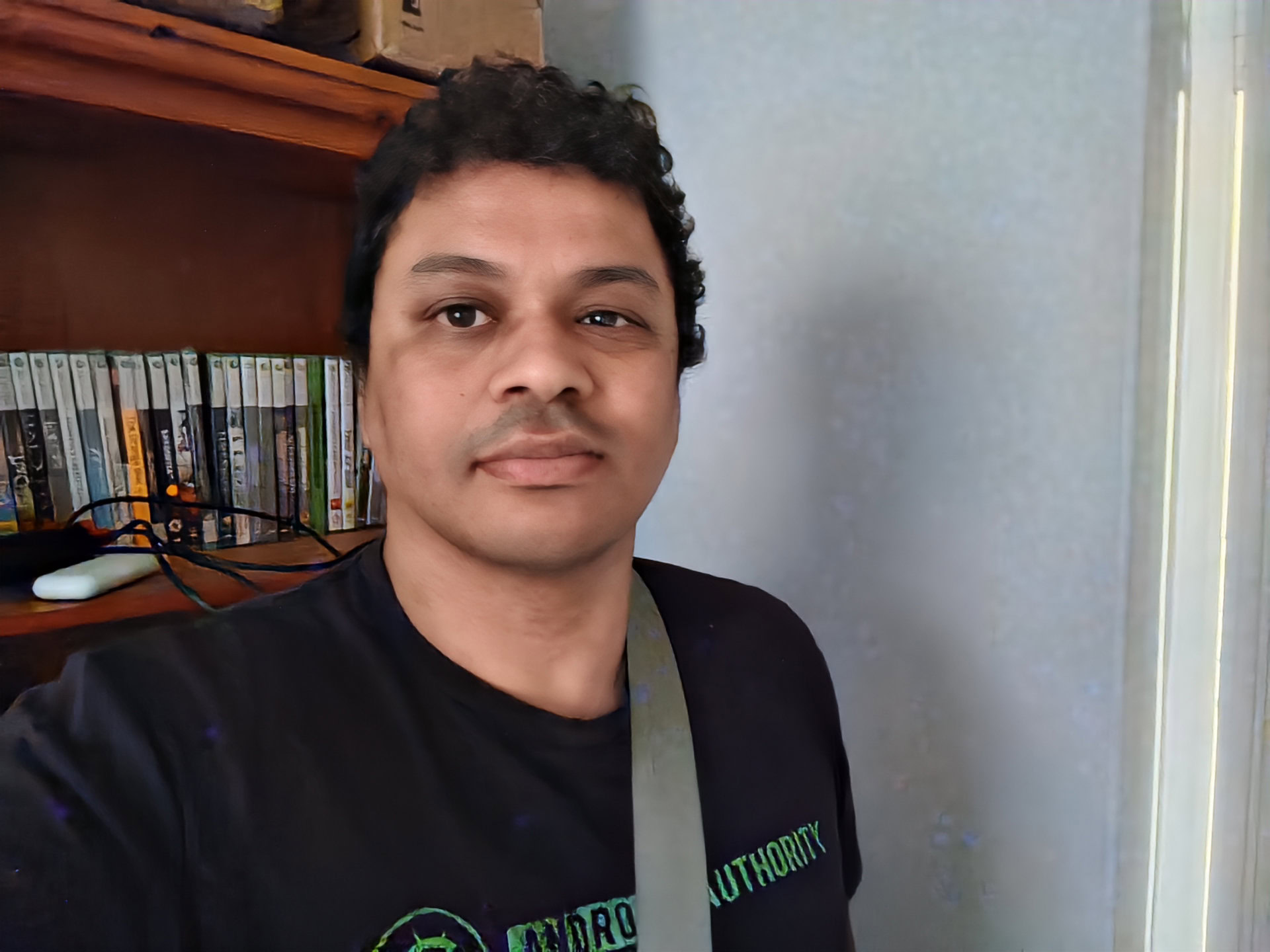 Redmagic 11 Pro indoor lower light selfie scaled