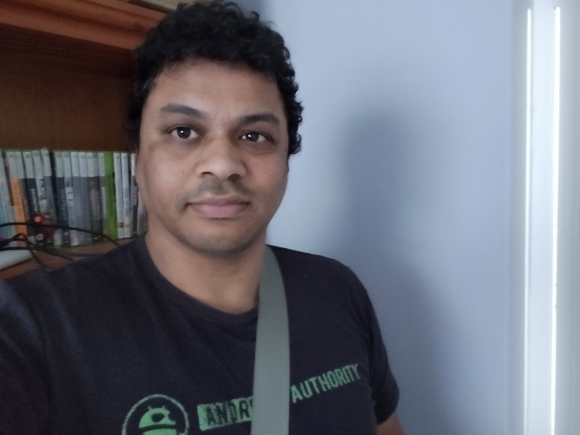 Redmi Note 17 Pro Max indoor mixed lighting selfie