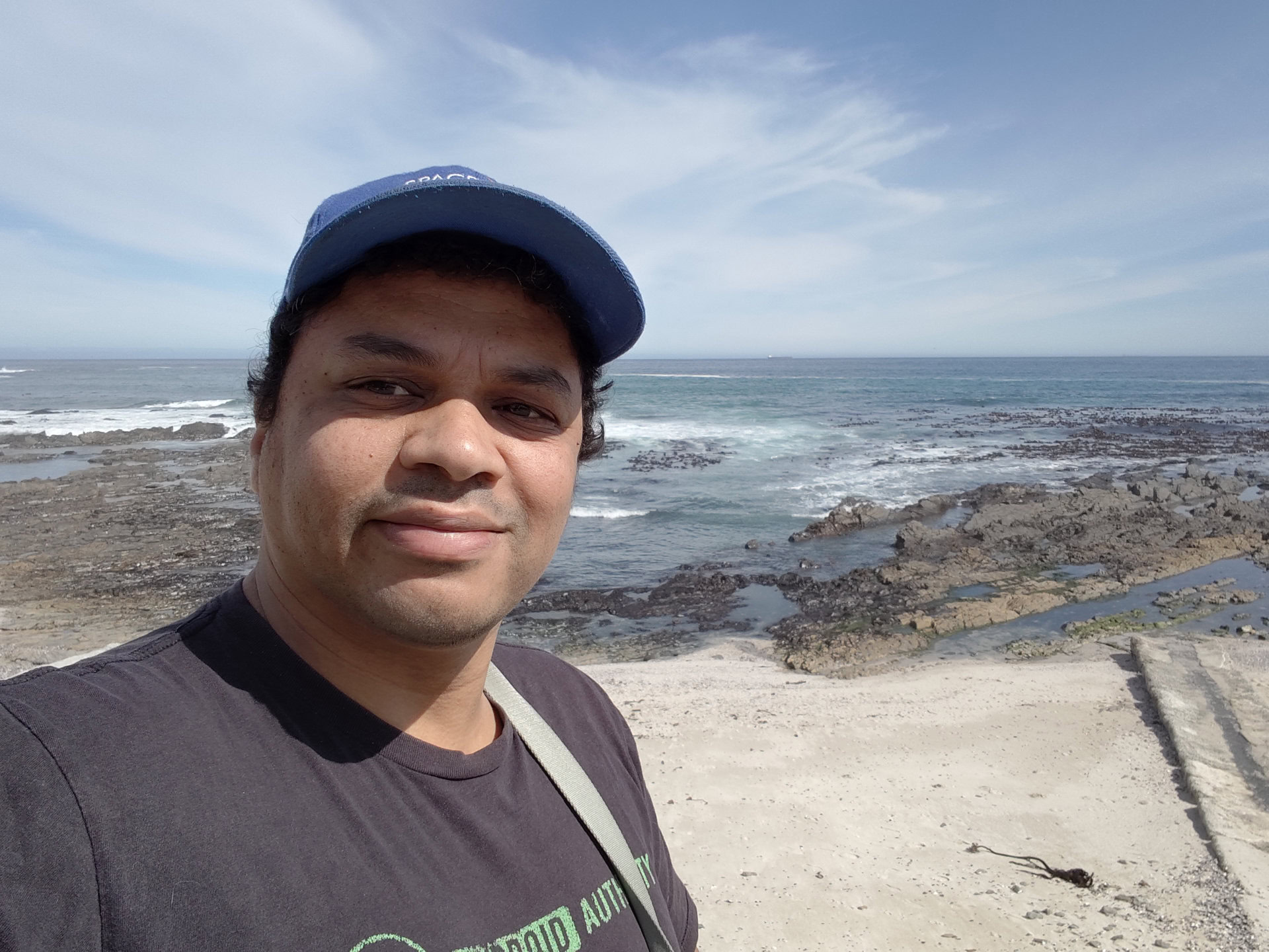Redmi Note 17 Pro Max oceanside selfie scaled