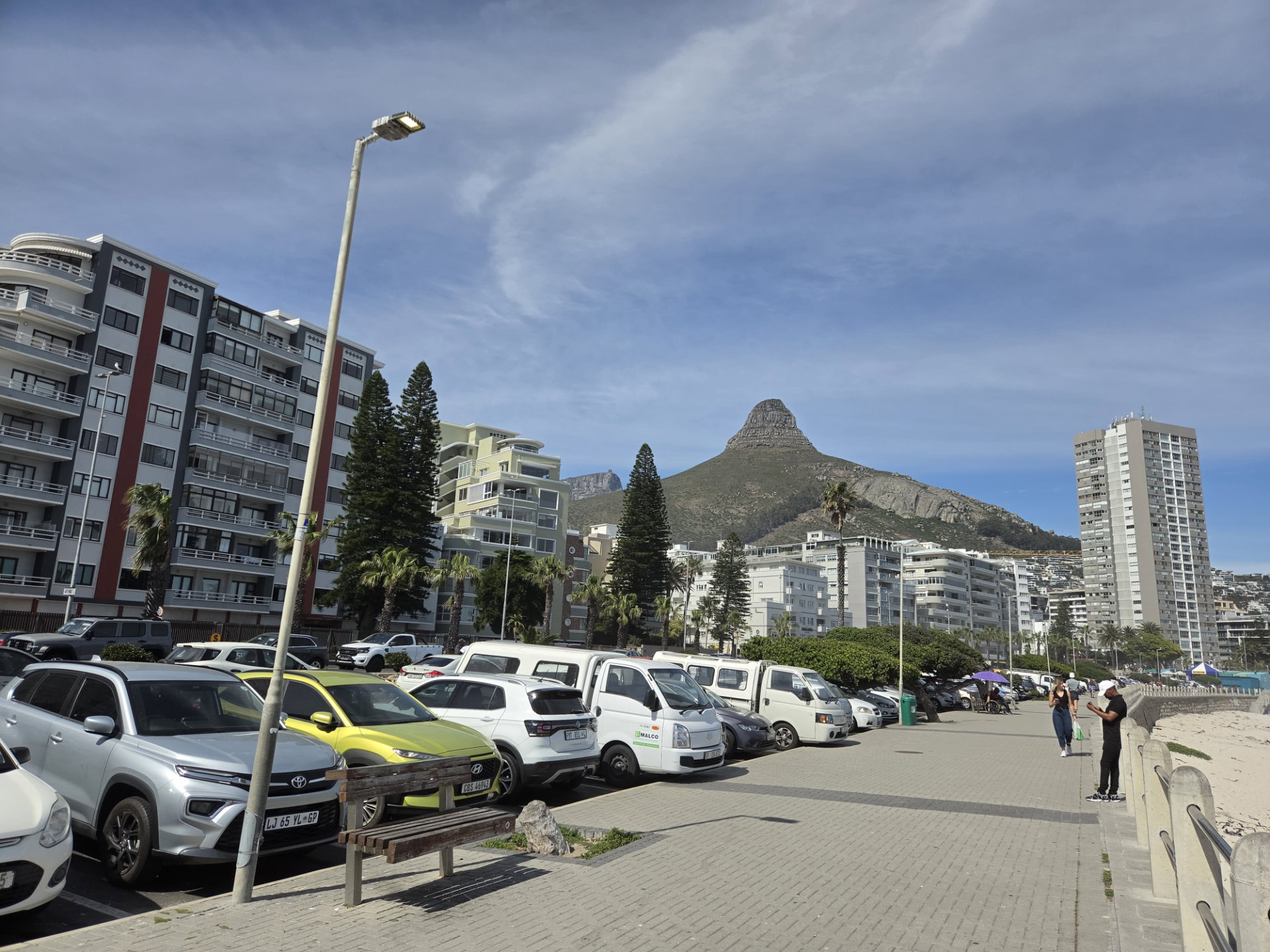Samsung Galaxy Z Fold 8 1x Sea Point and Signal Hill scaled