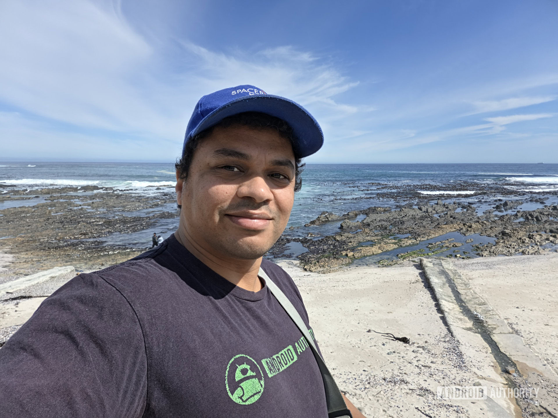 Samsung Galaxy Z Fold 8 oceanside selfie scaled