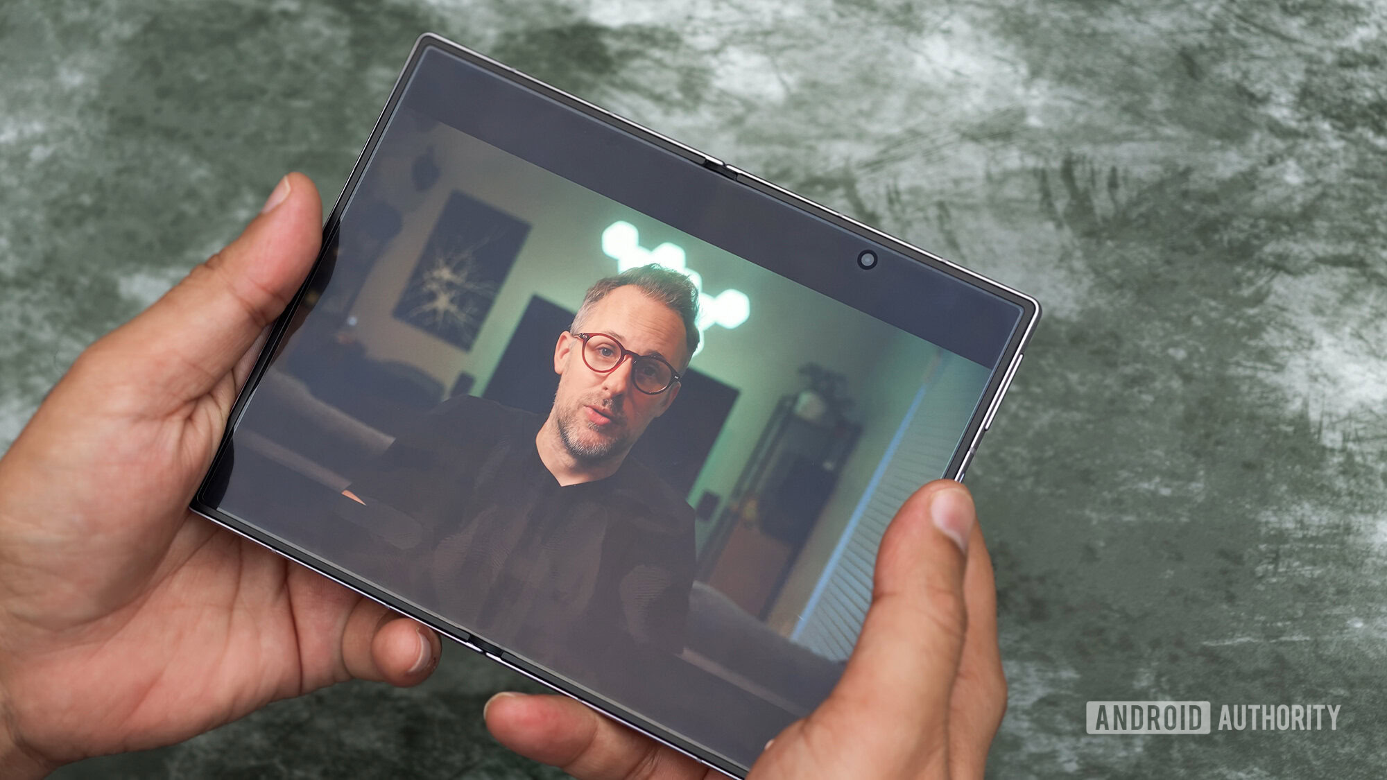 Samsung Galaxy Z Fold in hand video play Samsung Galaxy Z Fold in hand video play