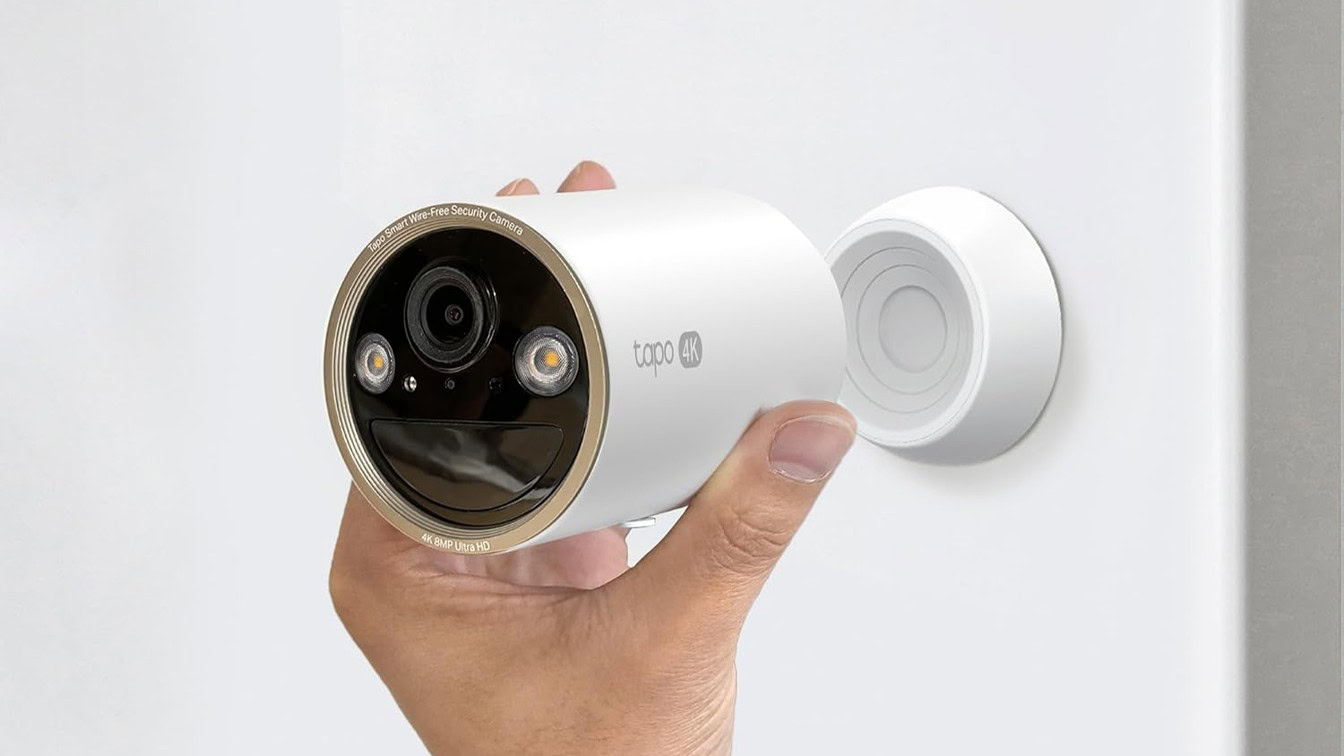 Tapo MagCam 4K Outdoor Wireless Security Camera Press Image Tapo MagCam 4K Outdoor Wireless Security Camera Press Image
