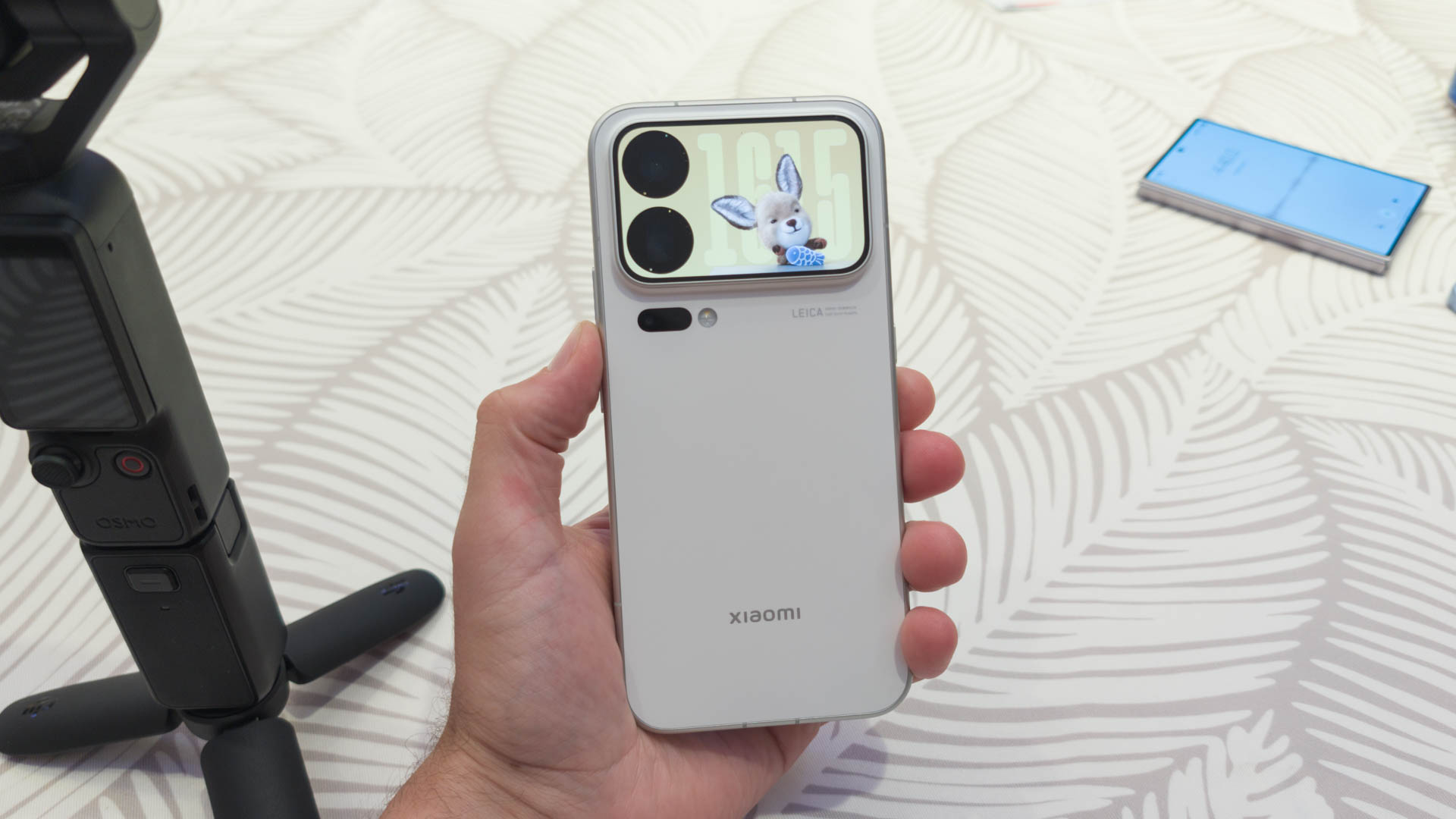Xiaomi 18 Pro Max White (1 of 4)