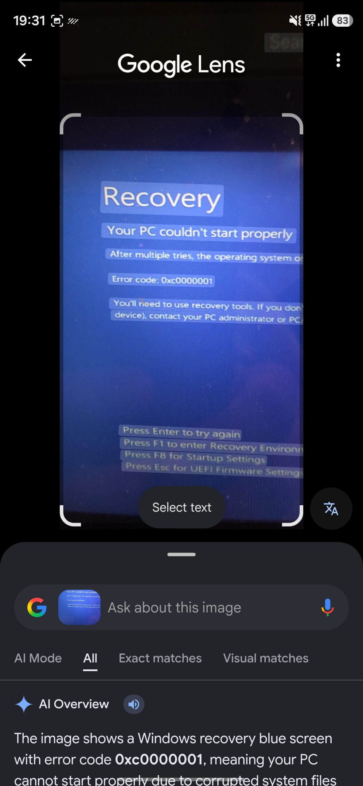 Looking up a PC's error in Google Lens.