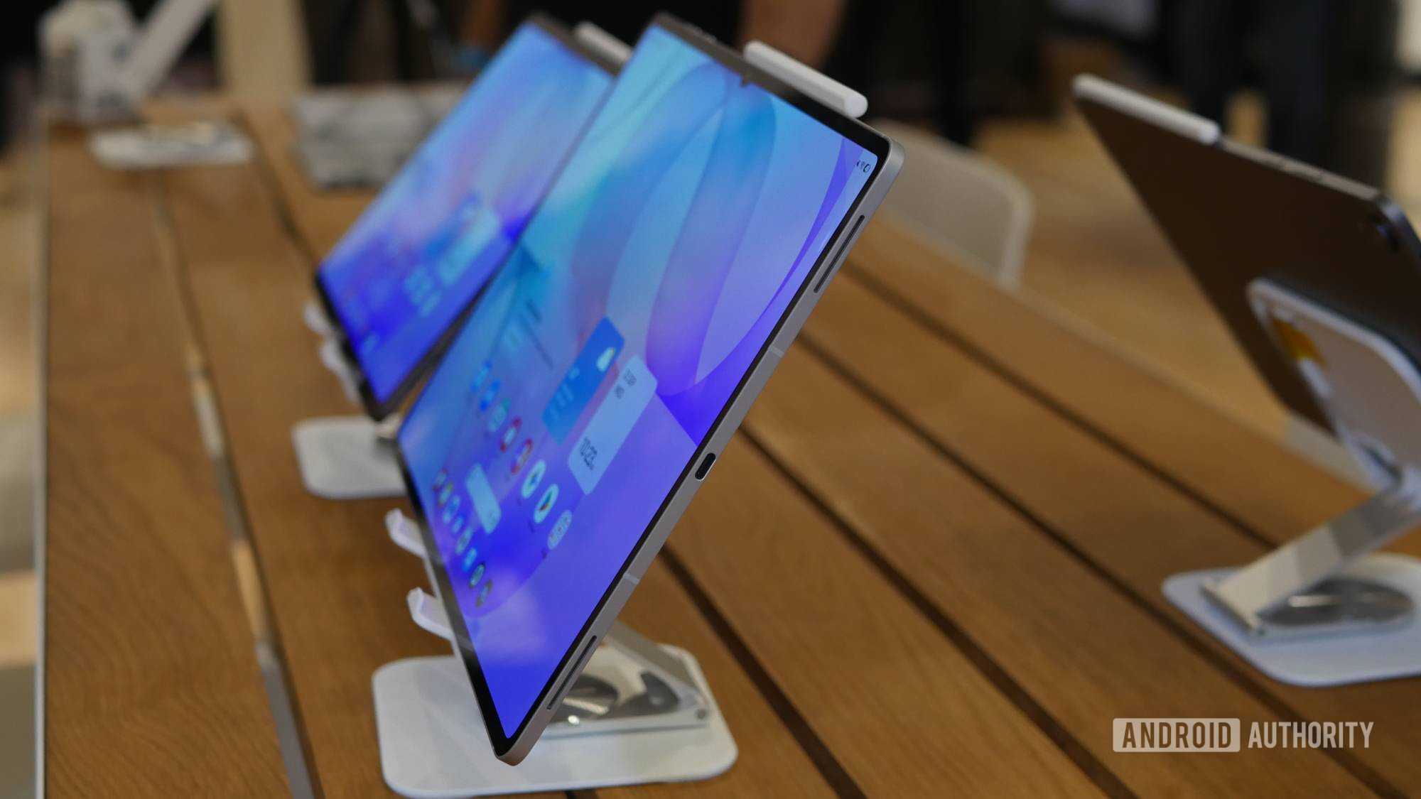tab s12 ultra side 2
