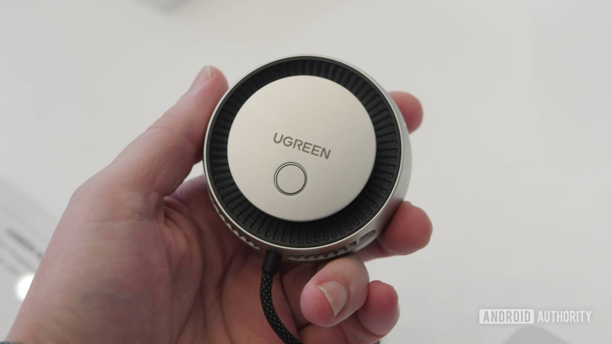ugreen charger puck 3
