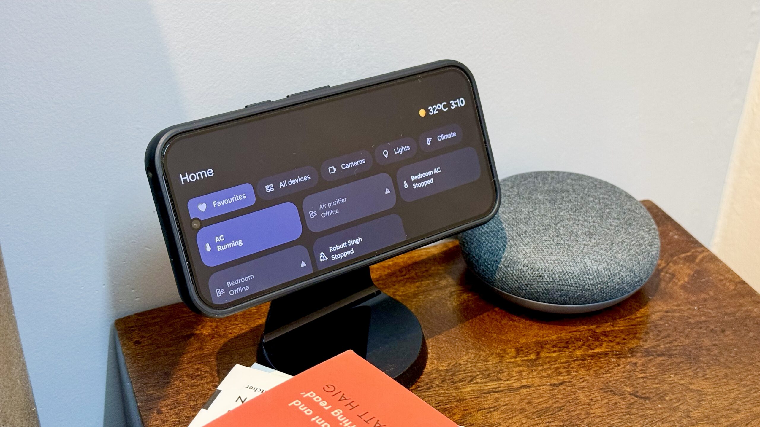 Google Pixel 10 screensaver as nest hub gemini smart screen 2 Google Pixel 10 screensaver as nest hub gemini smart screen 2