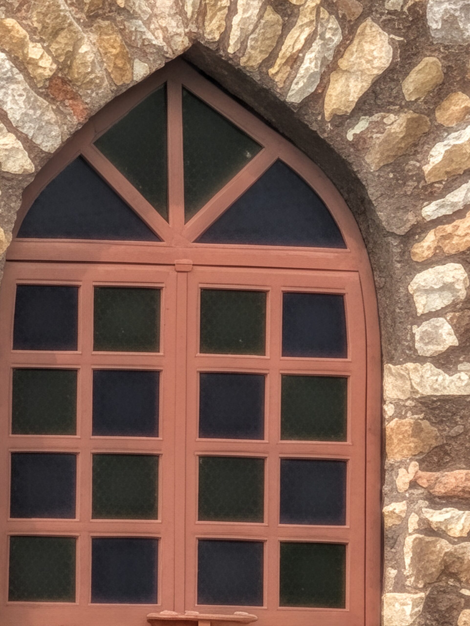 Pixel 11 Pro Xl heritage center doorway closeup