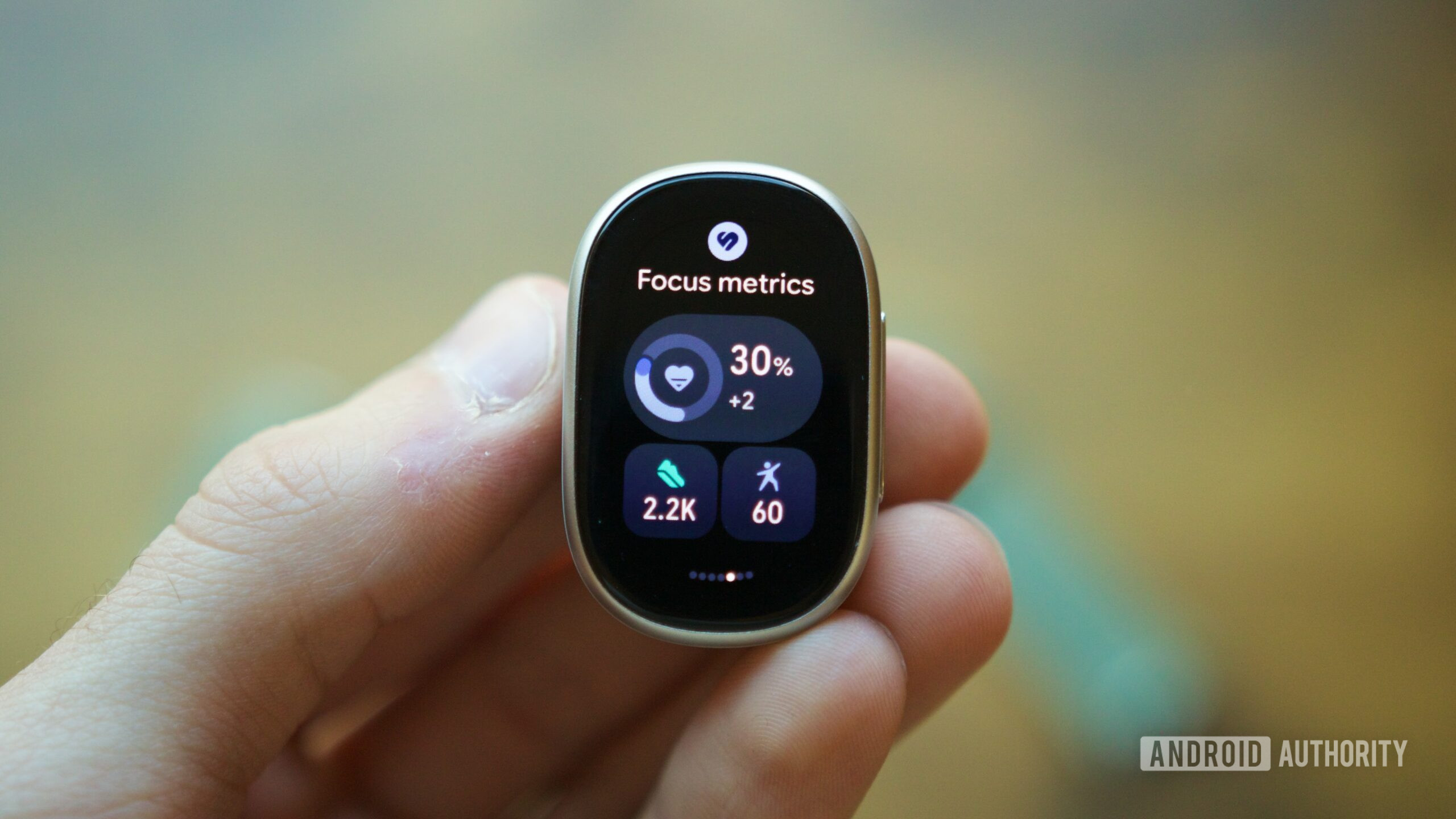 Fitbit Edge showing a health/fitness tile.