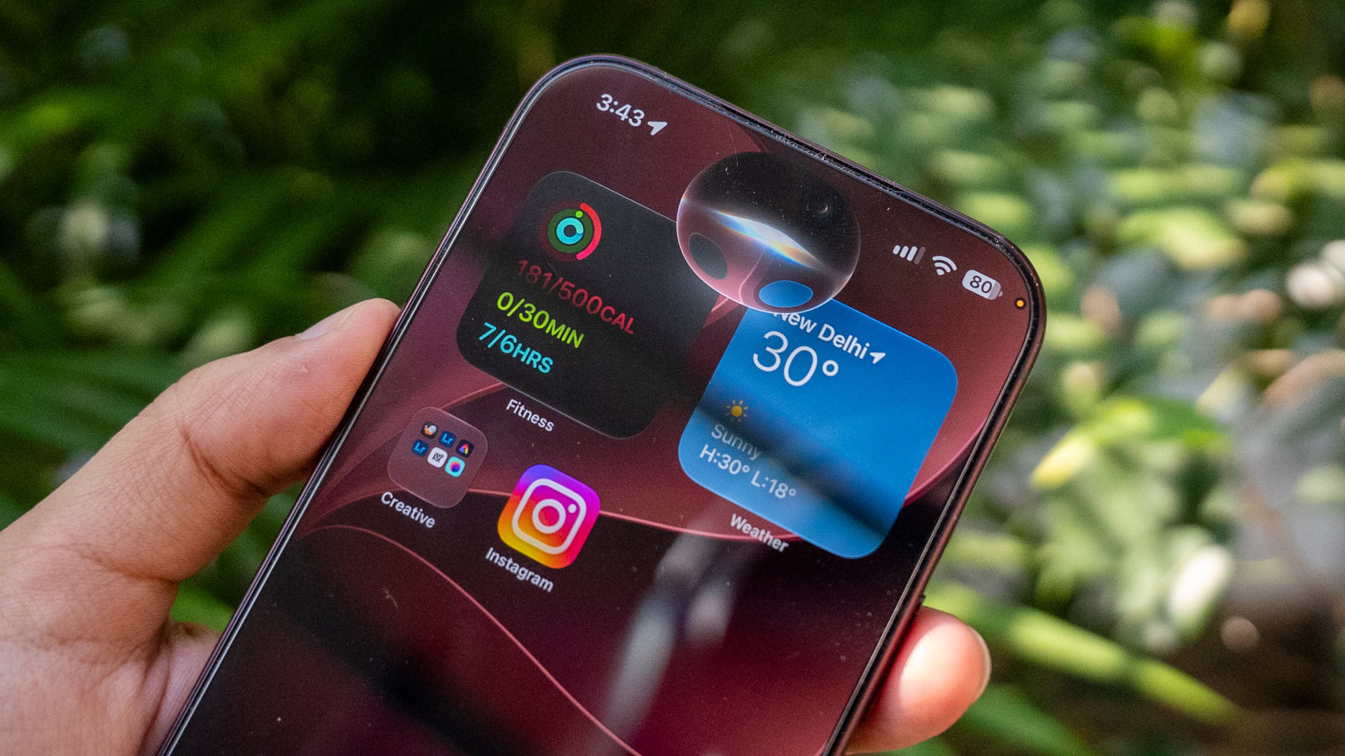 iPhone 18 Pro Siri AI bubble in action