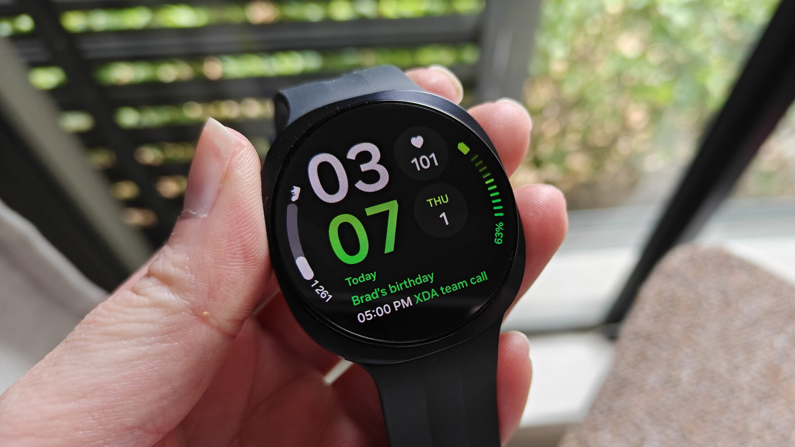 info brick watch face on galaxy watch 9 info brick watch face on galaxy watch 9