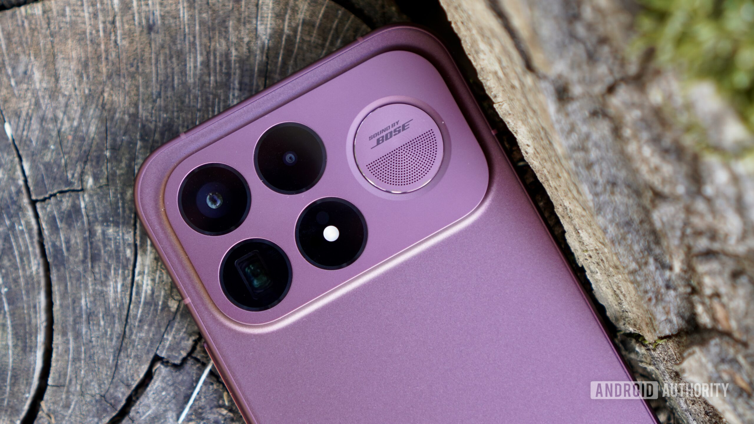 poco f9 ultra camera The Poco F9 Ultra's camera and rear speaker.