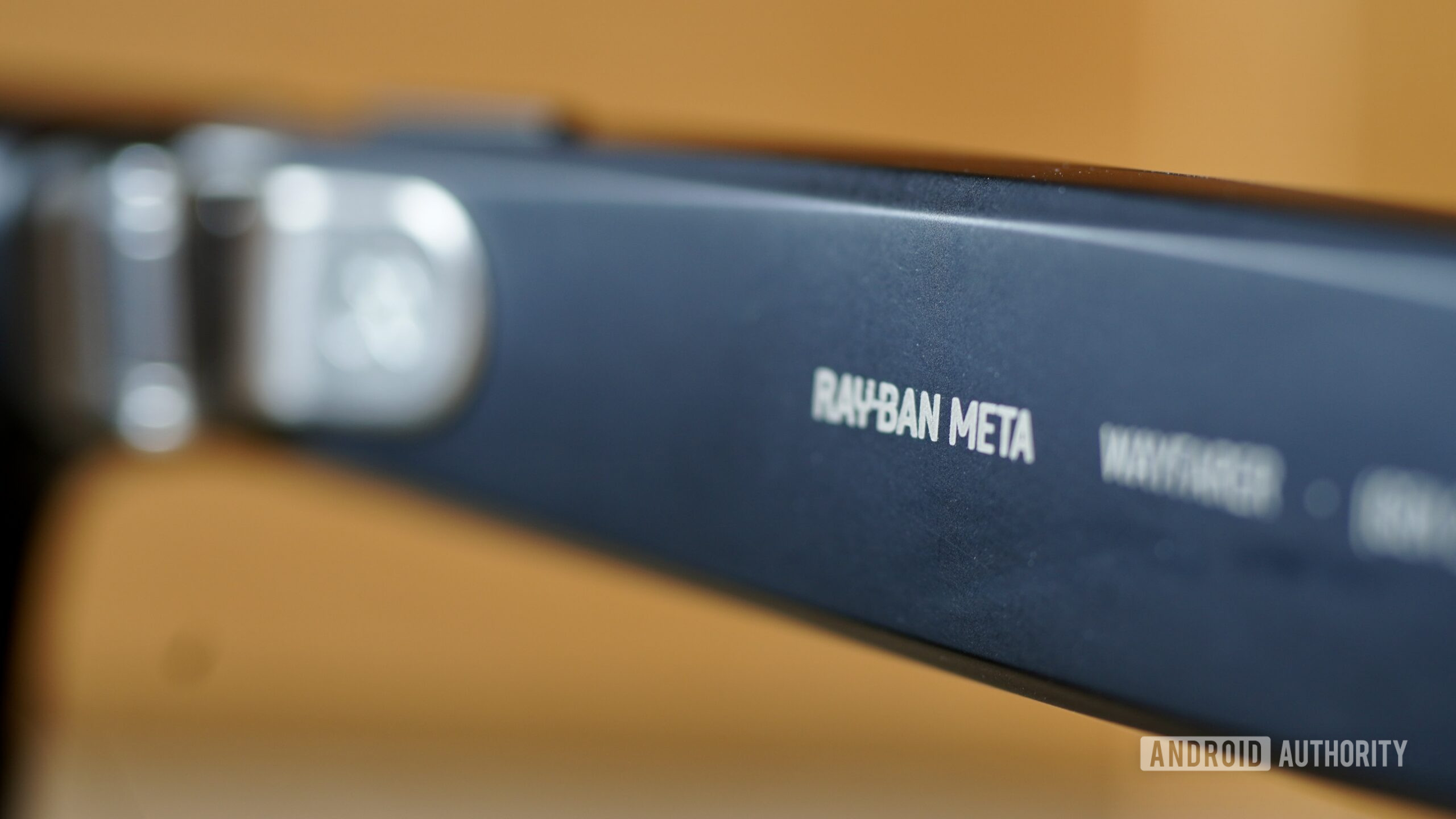 ray ban meta arm The Ray-Ban Meta logo on the arm of the Wayfarer Ray-Ban Meta smart glasses