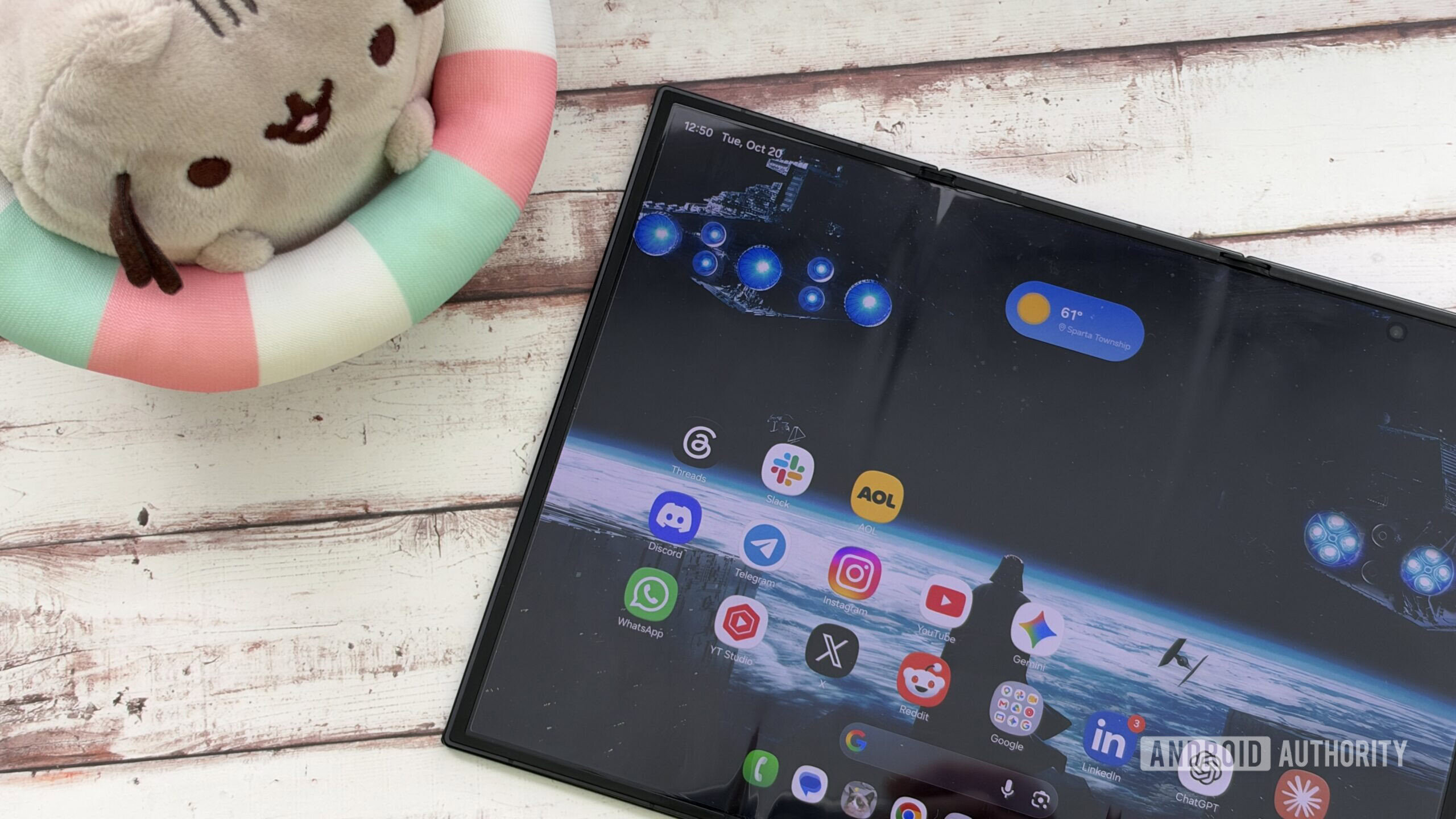 samsung galaxy trifold plush samsung galaxy trifold plush